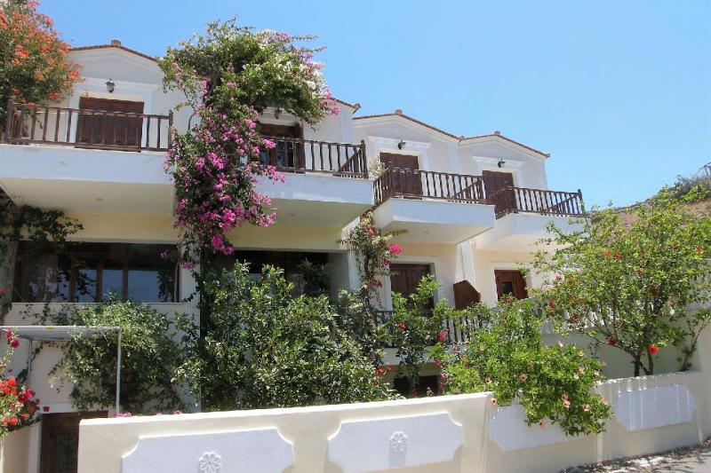 Karpathos Pigadia utazás Iliada Apartmanház