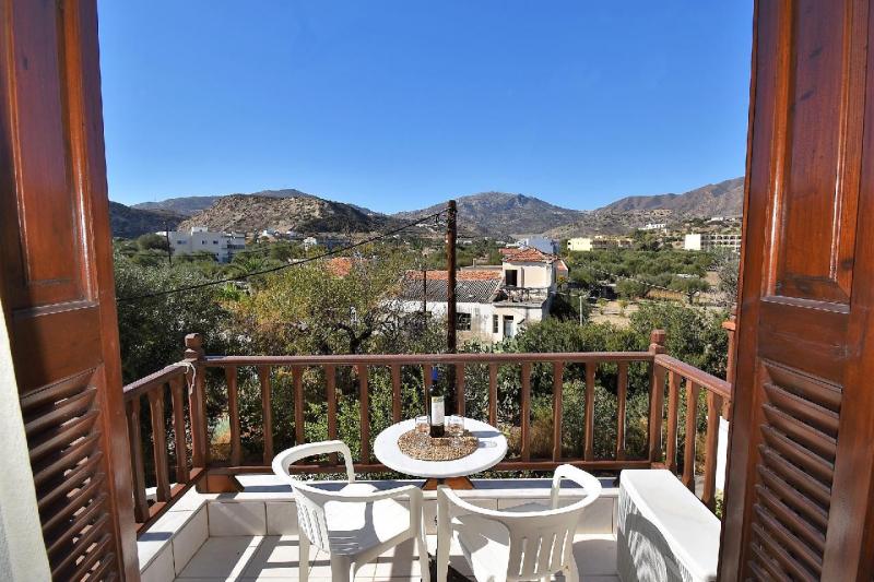 Karpathos Pigadia utazás Iliada Apartmanház