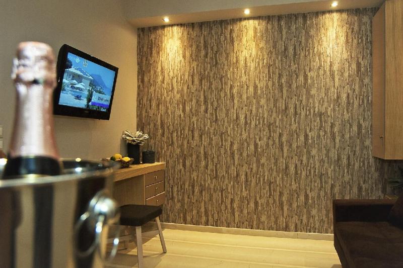 Korfu Messonghi utazás Ionian Eye Apartmanház (ex Jón tenger)