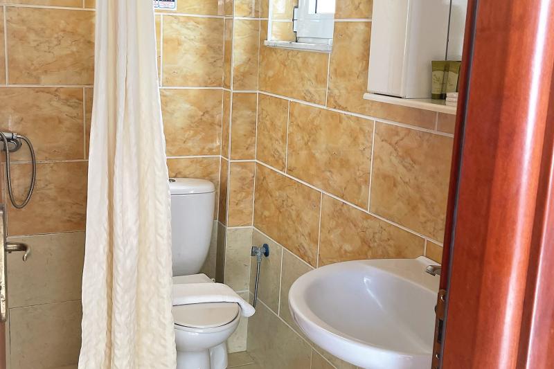 Karpathos Pigadia utazás Iris Studio