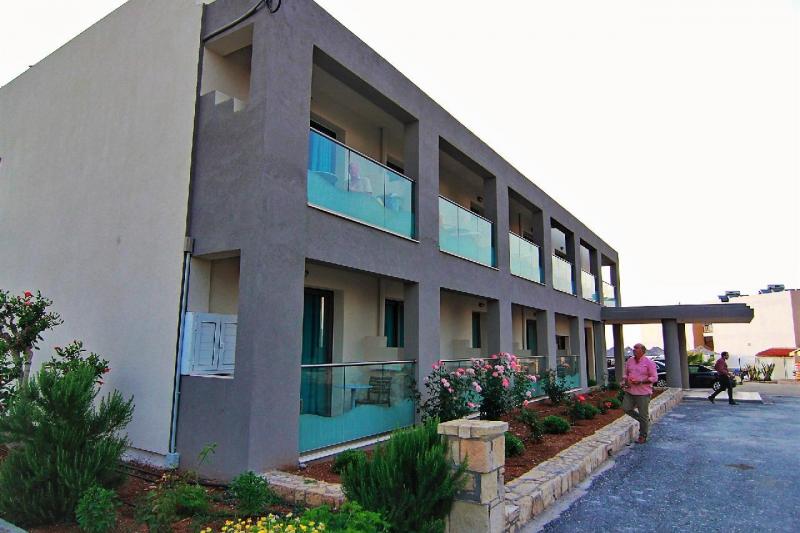 Kréta Gouves utazás Kalia Beach Hotel