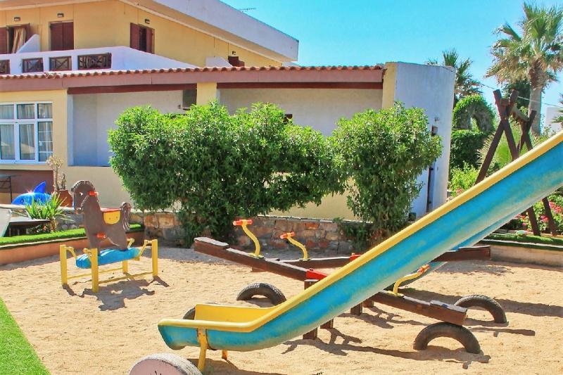 Kréta Gouves utazás Kalia Beach Hotel