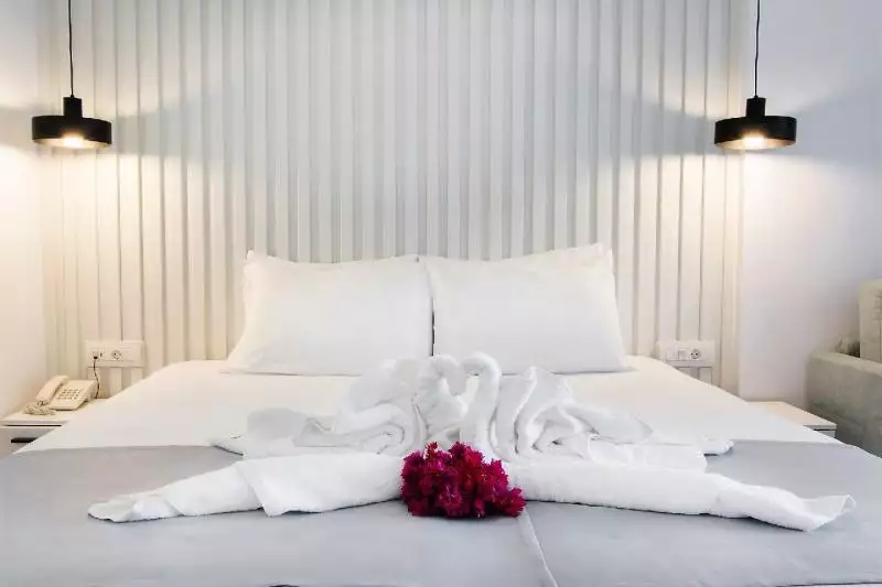 Konstantinos Palace Hotel Karpathos Pigadia