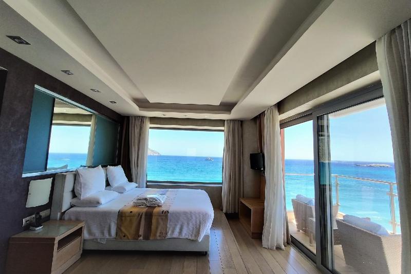 Karpathos Pigadia utazás Konstantinos Palace Hotel