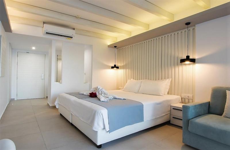 Karpathos Pigadia utazás Konstantinos Palace Hotel