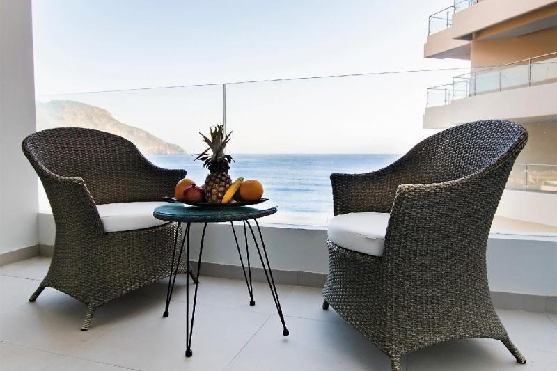 Karpathos Pigadia utazás Konstantinos Palace Hotel