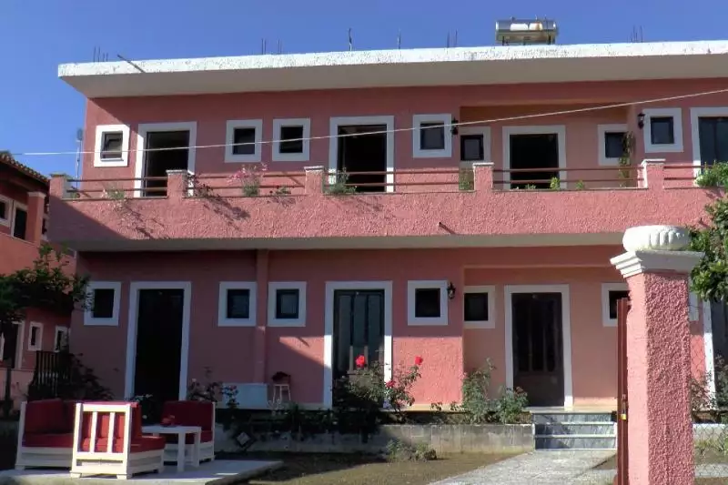 Kostas Apartmanház (ex Lina) Korfu Messonghi