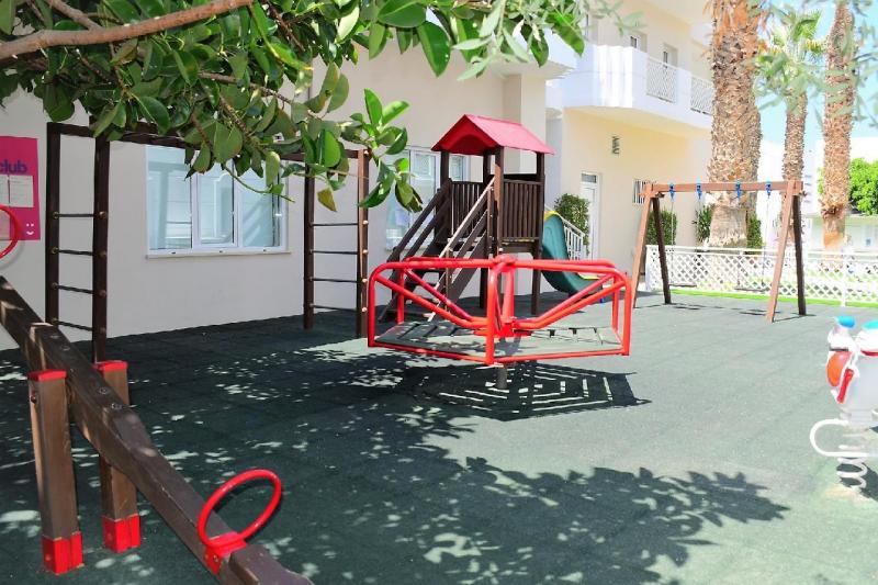 Kréta Gouves utazás Magda Hotel