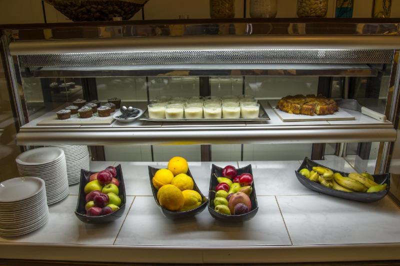 Rodosz Rhodes utazás Manousos Hotel