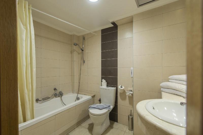 Rodosz Rhodes utazás Manousos Hotel