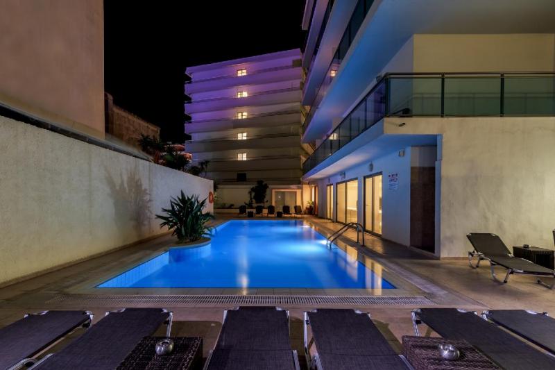 Rodosz Rhodes utazás Manousos Hotel