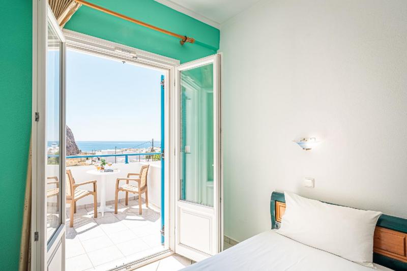 Szantorini Perissa utazás Marianna Hotel