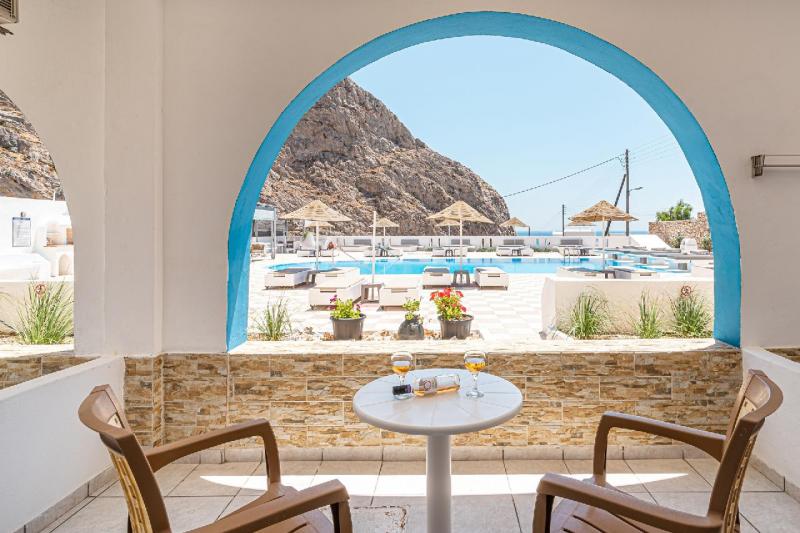 Szantorini Perissa utazás Marianna Hotel