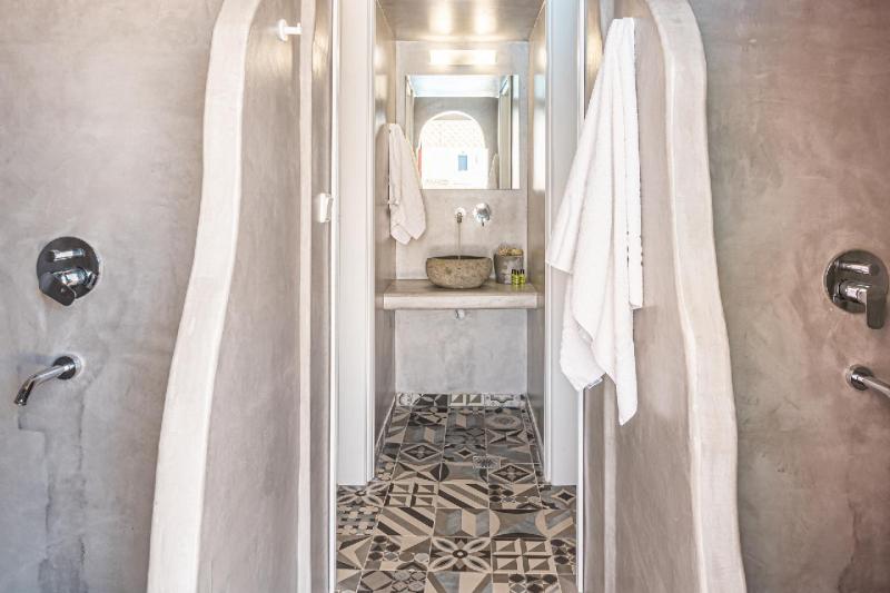 Szantorini Perissa utazás Marianna Hotel