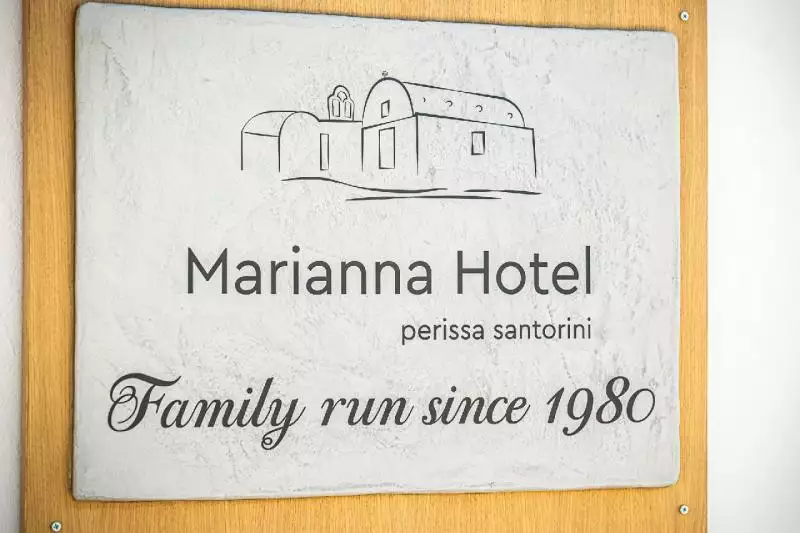 Marianna Hotel Szantorini Perissa