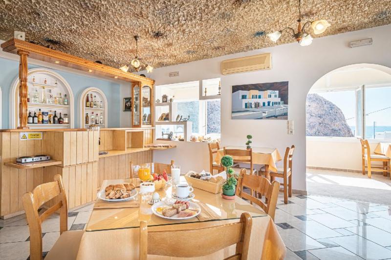 Szantorini Perissa utazás Marianna Hotel