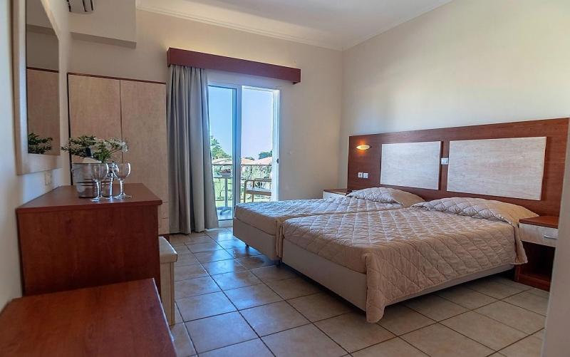 Korfu Messonghi utazás Messonghi Beach Hotel