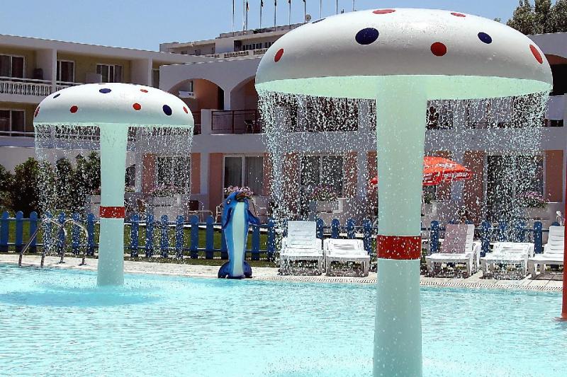 Korfu Messonghi utazás Messonghi Beach Hotel