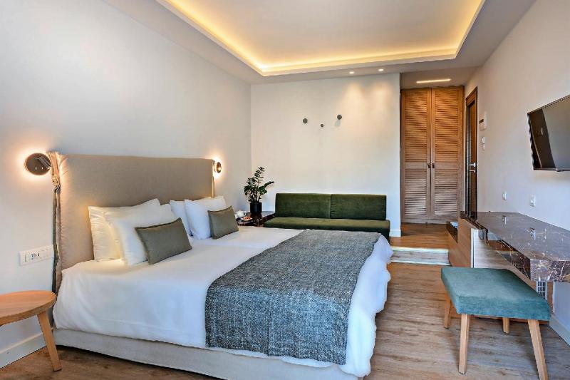 Kréta Platanias utazás Nefeli Hotel