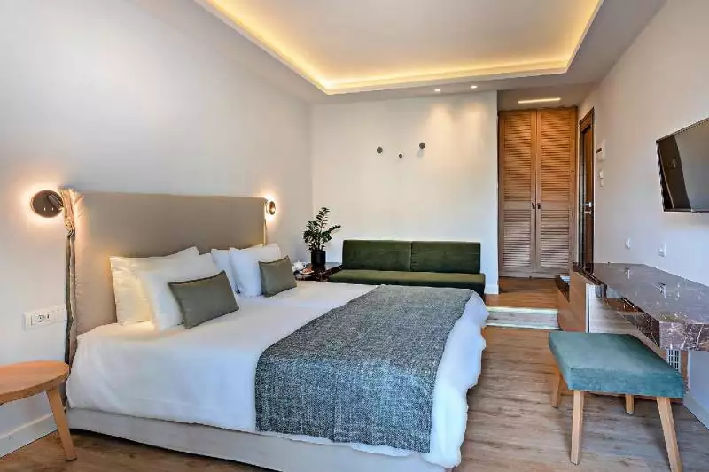Nefeli Hotel Kréta Platanias