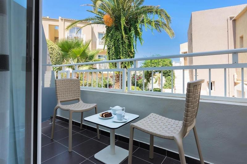 Kréta Platanias utazás Nefeli Hotel