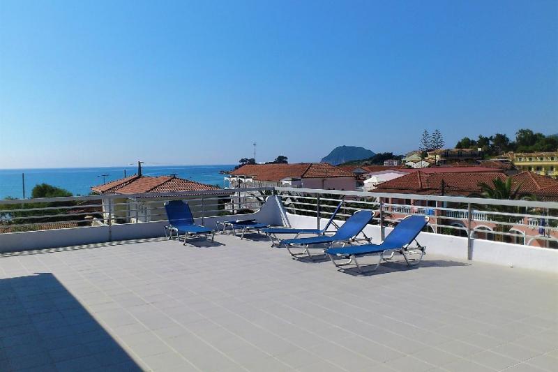 Zakynthos Laganas utazás Stratos Apartmanház