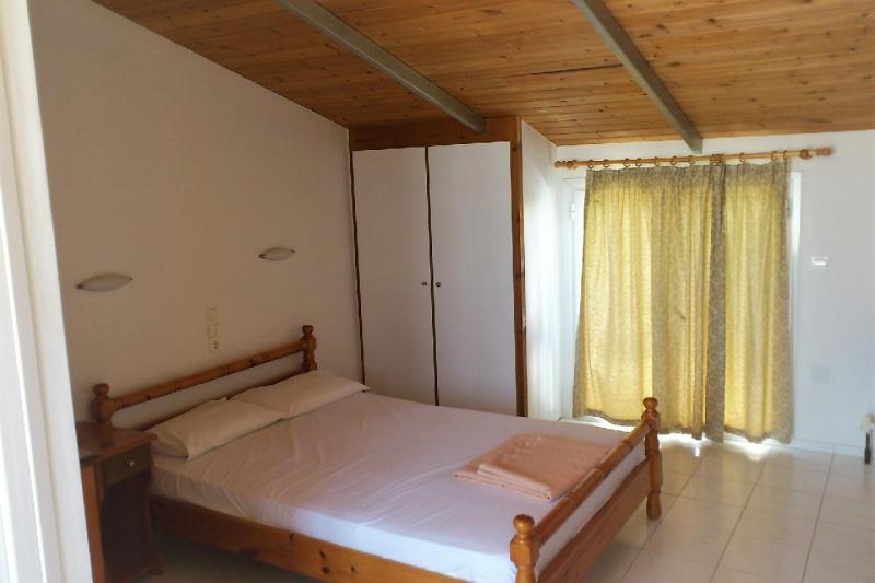 Zakynthos Laganas utazás Stratos Apartmanház