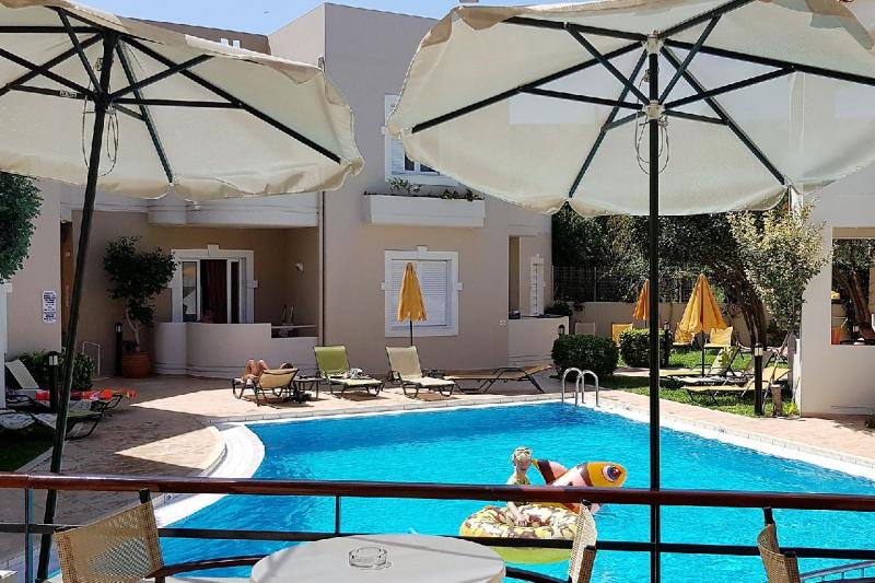 Kréta Platanias utazás Toxo Hotel