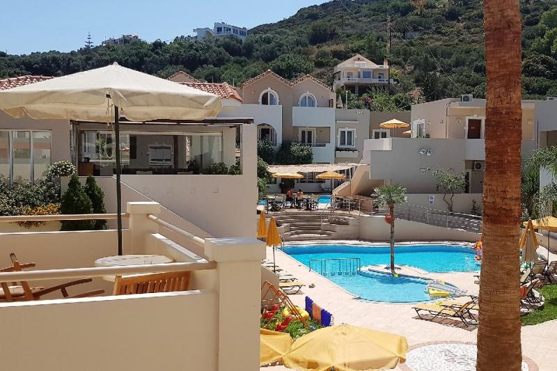 Kréta Platanias utazás Toxo Hotel