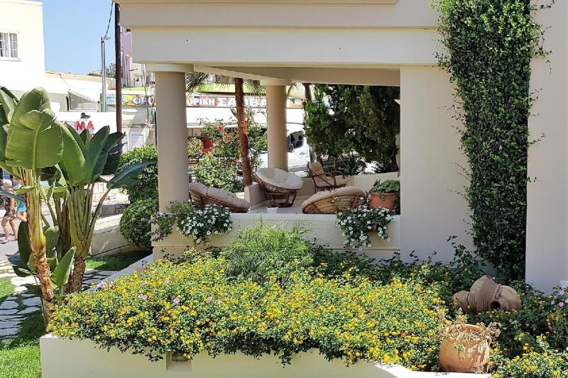 Kréta Platanias utazás Toxo Hotel