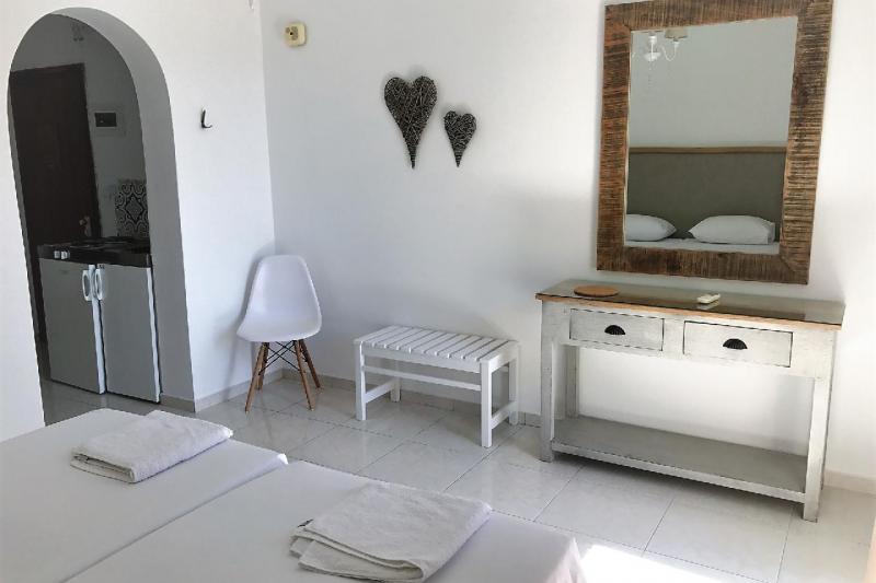 Rodosz Faliraki utazás Voula Apartmanház