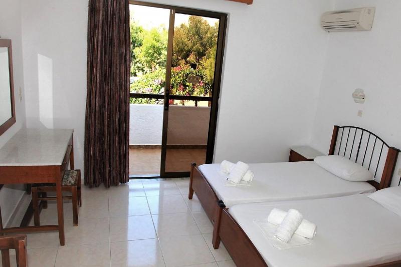 Rodosz Faliraki utazás Voula Apartmanház