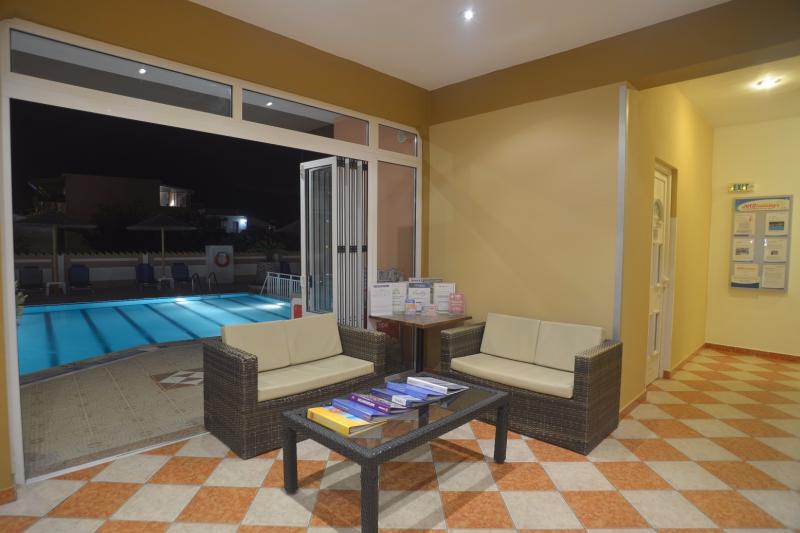 Korfu Sidari utazás Angelina Hotel