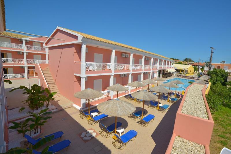 Korfu Sidari utazás Angelina Hotel