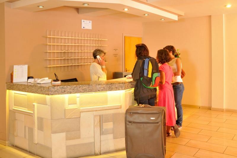 Rodosz Rhodes utazás Carina Hotel