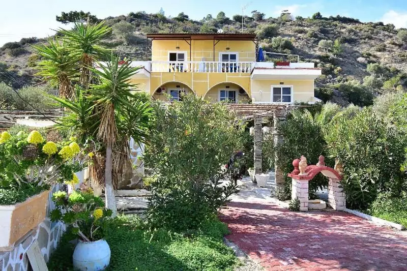 Irene Apartmanház Karpathos