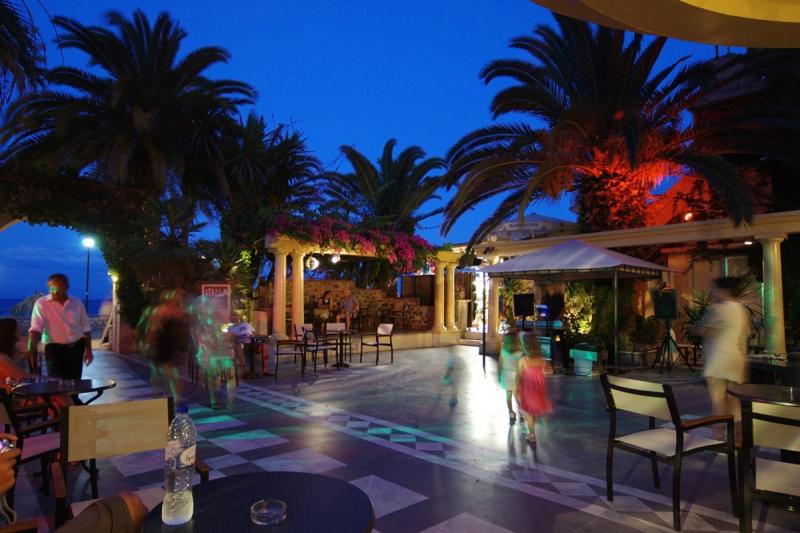 Korfu Benitses utazás Potamaki Beach Hotel