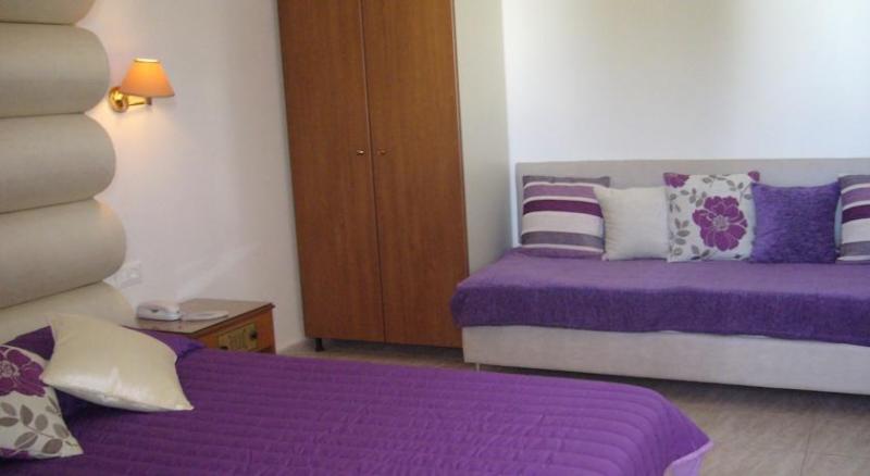 Rodosz Faliraki utazás Rhodian Rose Hotel