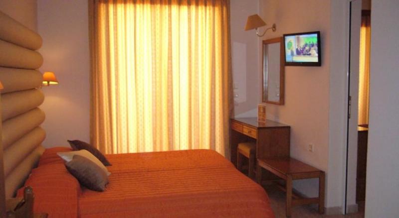 Rodosz Faliraki utazás Rhodian Rose Hotel