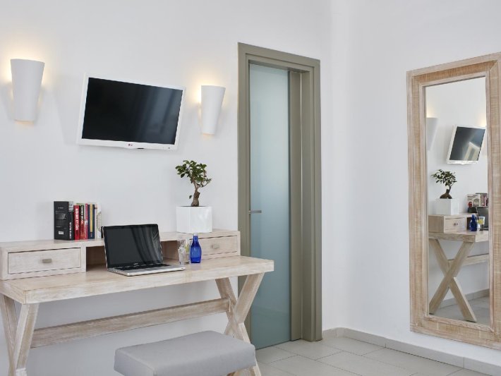 Szantorini Kamari utazás Aegean Plaza