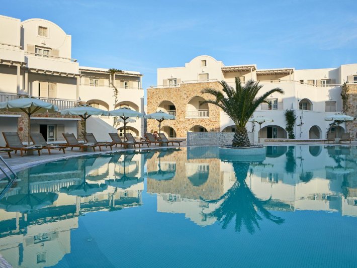 Szantorini Kamari utazás Aegean Plaza