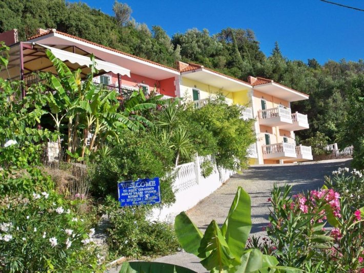 Kefalonia utazás Agios Gerasimos apartmanház