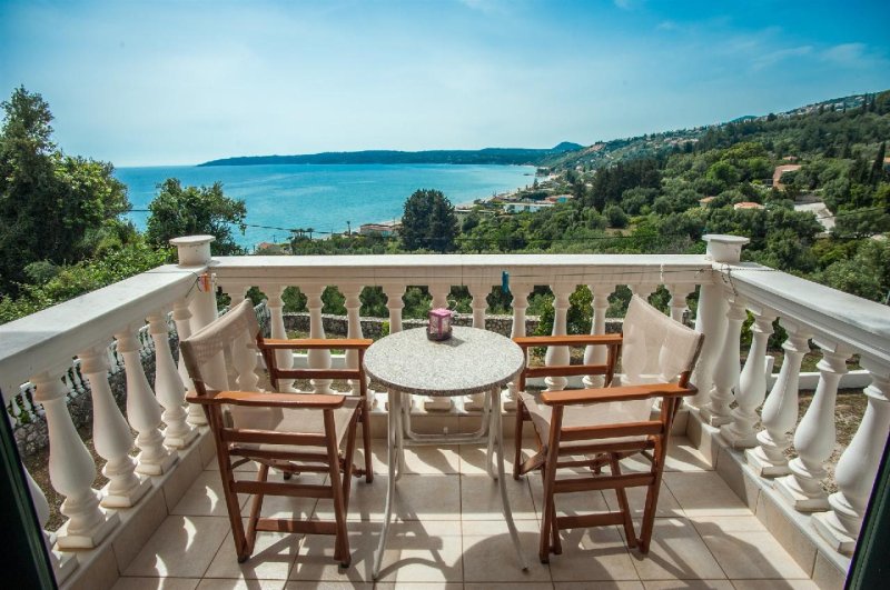 Kefalonia utazás Agios Gerasimos apartmanház