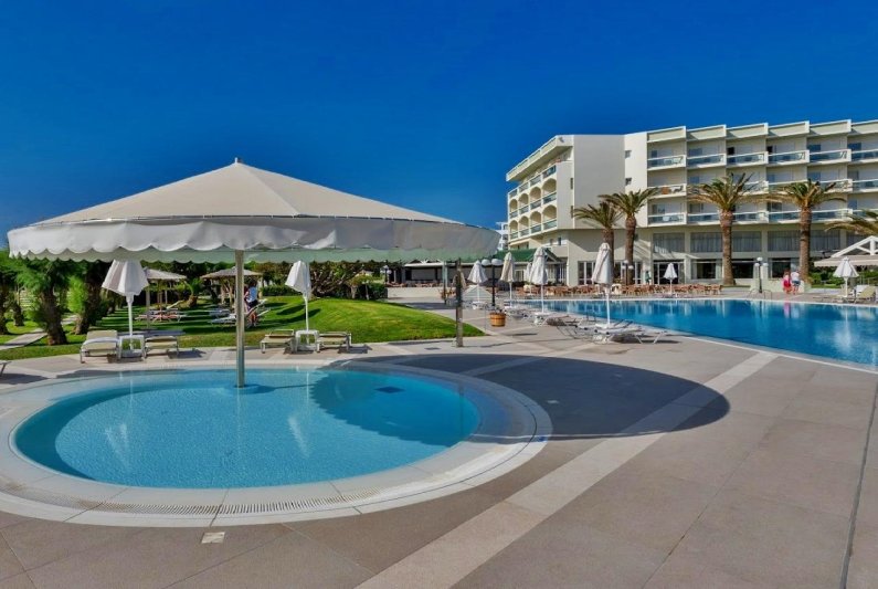 Rodosz Faliraki utazás Apollo Beach Hotel