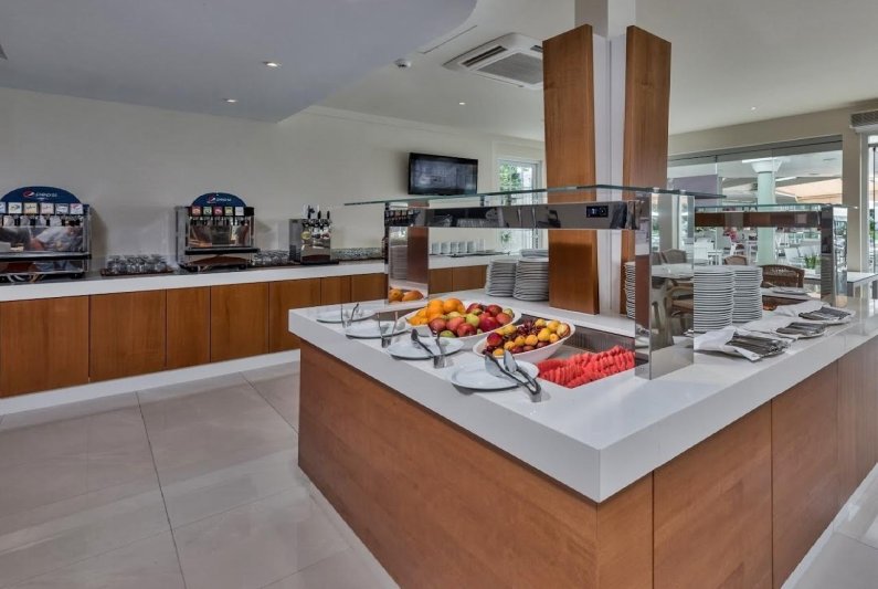 Rodosz Faliraki utazás Apollo Beach Hotel