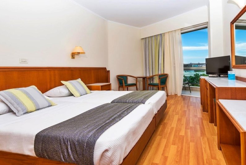 Rodosz Faliraki utazás Apollo Beach Hotel