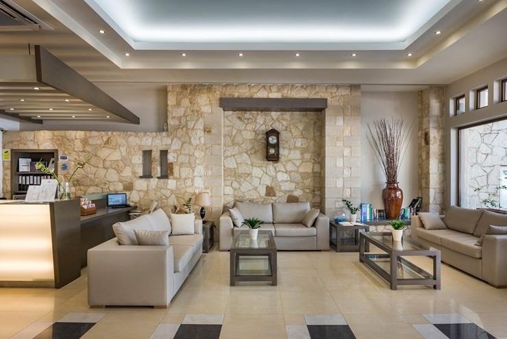 Kréta Agia Marina utazás Elotis Suites