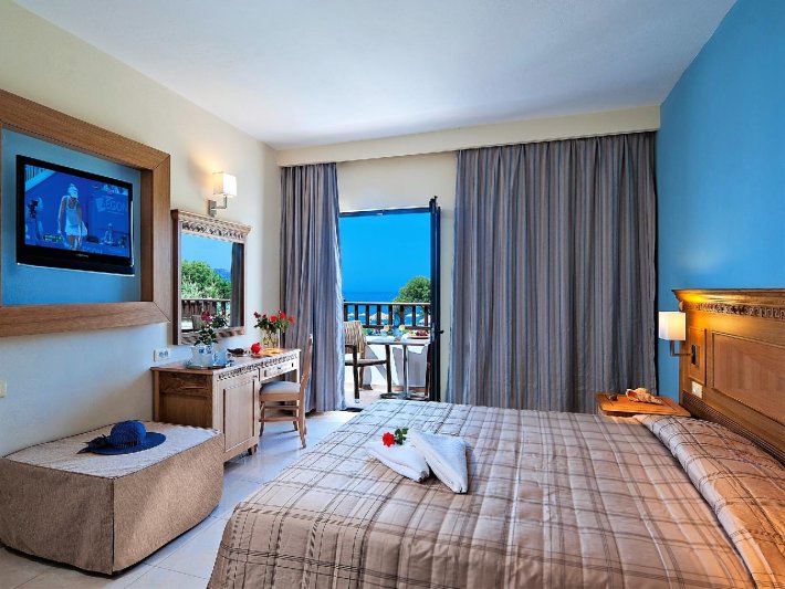 Kréta Platanias utazás Geraniotis Beach Hotel