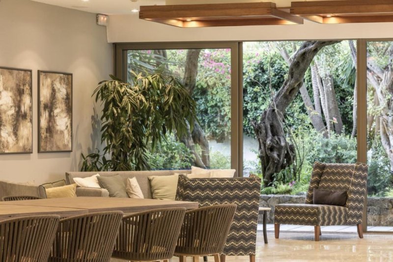 Korfu utazás Kontokali Bay Resort Spa