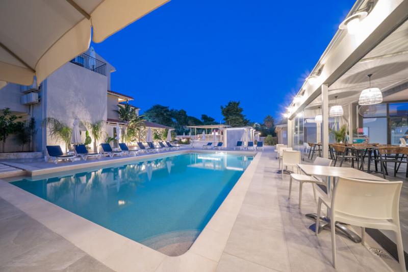 Kefalonia utazás Makris Yialos Apartmanház